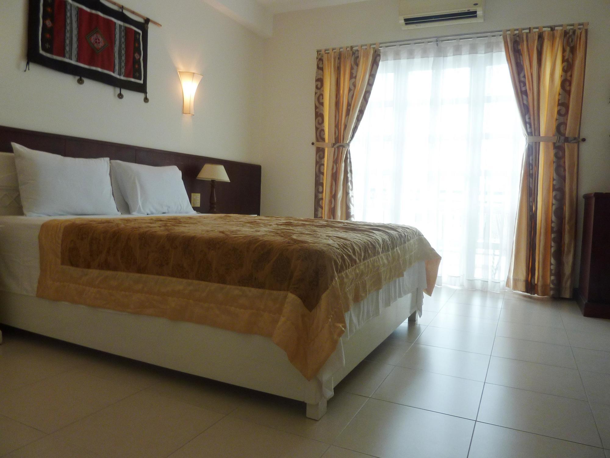 Diva Guesthouse На Транг Екстериор снимка