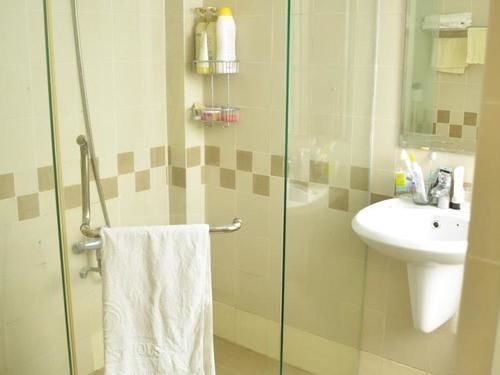 Diva Guesthouse На Транг Екстериор снимка